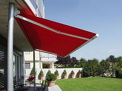 Toldo brazo articulado y telescópicos